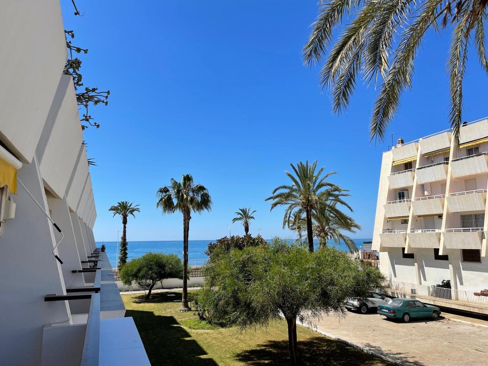 Terrasol Piramides 1 Dormitorio カレタ・デ・ベレス 部屋 写真